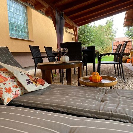 Borostyan Apartmanhaz Mórahalom Eksteriør billede